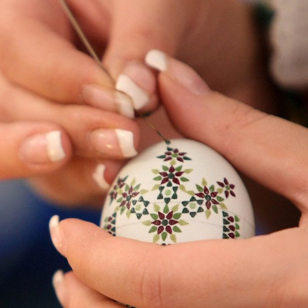 Sorbians Hold Annual Easter Egg Market